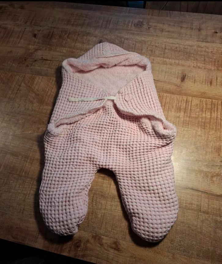 Koeka Wrapper - Zo goed als nieuw!, Kinderen en Baby's, Babykleding | Maat 80, Zo goed als nieuw, Jongetje of Meisje, Jasje, Ophalen of Verzenden