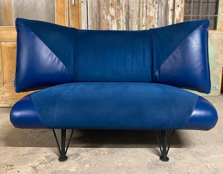 Leolux 3-standen Bank. Model Colibri. Design Jan Armgardt., Huis en Inrichting, Banken | Sofa's en Chaises Longues, Gebruikt, Tweepersoons