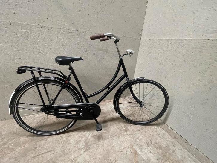 Zwarte Omafiets - Studentenfiets, Fietsen en Brommers, Fietsen | Dames | Omafietsen, Gebruikt, 56 cm of meer, Ophalen