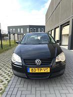 Volkswagen Polo 1.4 2007 Nieuwe apk tot 30-10-2026 !, Voorwielaandrijving, 15 km/l, 4 cilinders, Zwart