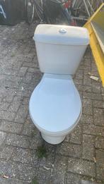 Duoblok toilet gratis af te halen, Doe-het-zelf en Verbouw, Sanitair, Ophalen of Verzenden, Zo goed als nieuw, Toilet