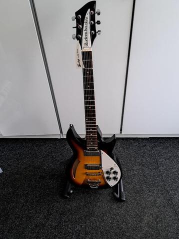 Te koop  beschikbaar voor biedingen