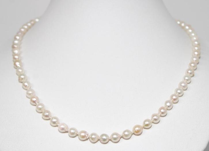 Schitterende Akoya Zoutwater Parel Ketting 48 CM, Sieraden, Tassen en Uiterlijk, Antieke sieraden, Ketting, Zilver, Met edelsteen