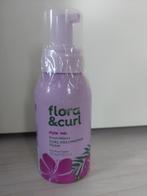 Flora & curl volumizing foam 300ml -  NIEUW, Ophalen of Verzenden, Nieuw, Gel, Wax, Haarlak of Mousse