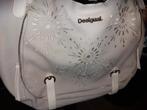 Nieuwe Prachtige Design tas Desiqual . Dames tas handtas, Sieraden, Tassen en Uiterlijk, Tassen | Damestassen, Nieuw, Overige typen