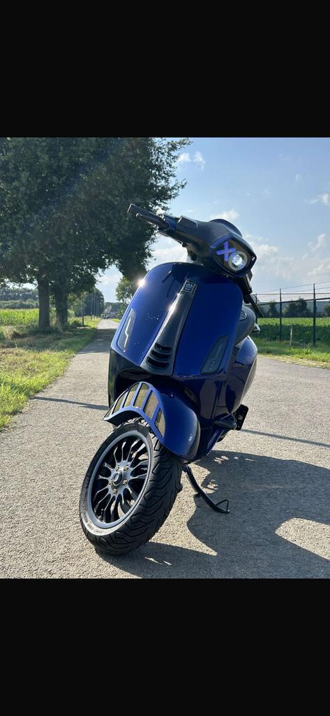 Vespa sprint 2020 Full Malossi 80cc indo style, Fietsen en Brommers, Scooters | Vespa, Zo goed als nieuw, Overige modellen, Maximaal 45 km/u