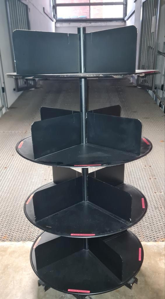 Draai carrousel zwaar metaal. Plateaus draaien afzonderlijk, Huis en Inrichting, Kasten | Boekenkasten, 50 tot 100 cm, 100 tot 150 cm