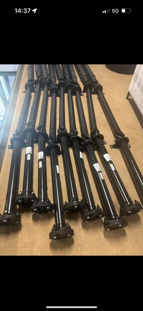 Cardanas compleet mercedes-benz sprinter 907 tussenas cardan, Auto-onderdelen, Transmissie en Toebehoren, Mercedes-Benz, Nieuw