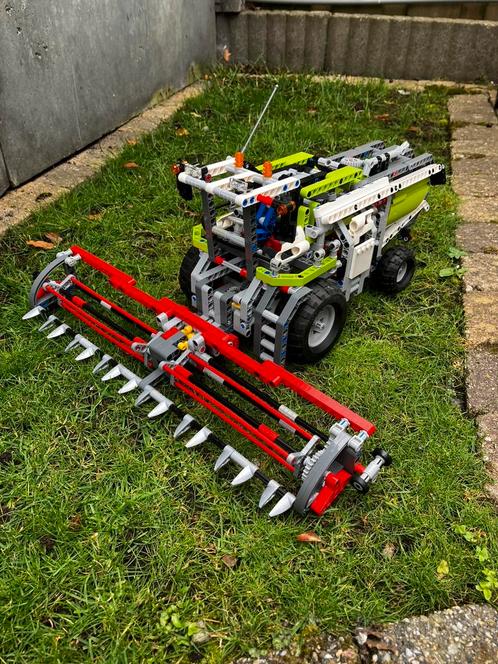 Lego 8274 combine harvester, Kinderen en Baby's, Speelgoed | Duplo en Lego, Gebruikt, Lego, Ophalen of Verzenden