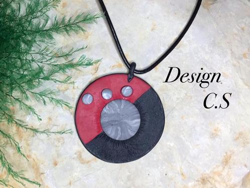 Leren ketting  met Design hanger Rood Zwart gevlamd grijs, Sieraden, Tassen en Uiterlijk, Kettinghangers, Nieuw, Rood, Overige voorstellingen