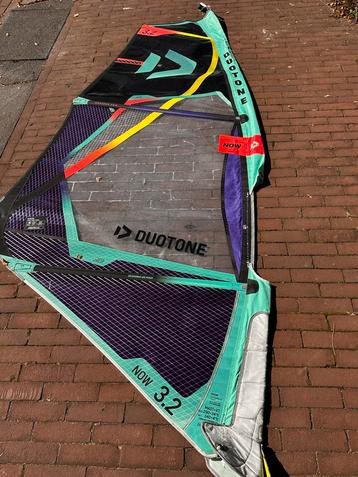 Duotone NOW 3.2 kind/junior zeil beschikbaar voor biedingen