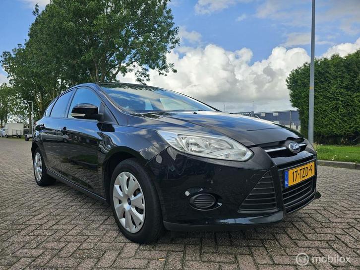 Ford Focus 1.0 EcoBoost Lease Trend Nieuwe Apk!, Auto's, Ford, Bedrijf, Te koop, Focus, ABS, Airbags, Airconditioning, Alarm, Bluetooth