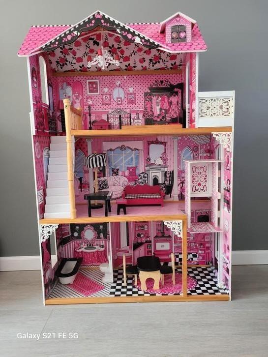 Kidkraft Amelia poppenhuis (model 65093) inclusief meubeltje, Verzamelen, Poppenhuizen en Toebehoren, Gebruikt, Poppenhuis, Ophalen