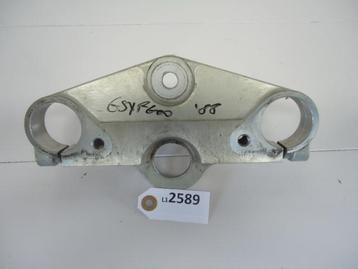 GSX600F 1988 - 1997 Suzuki Kroonplaat D1-18021 beschikbaar voor biedingen