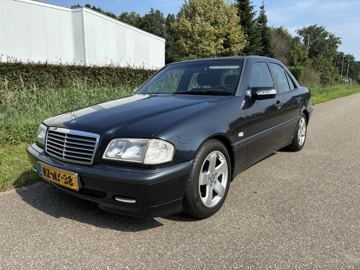 Mercedes-Benz C-Klasse 180 Classic / ORG NEDERLANDS / 142dkm, Auto's, Oldtimers, Particulier, Te koop, ABS, Airbags, Airconditioning