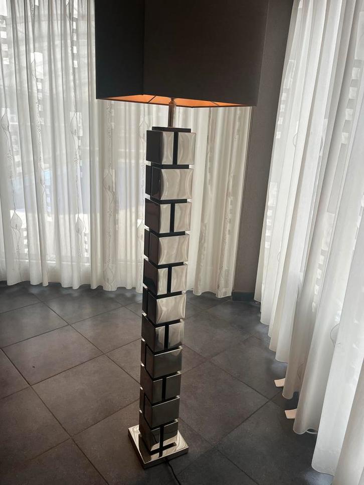 Eichholtz Staande Lamp met Zwarte Kap, Huis en Inrichting, Lampen | Vloerlampen, Zo goed als nieuw, 150 tot 200 cm, Overige materialen