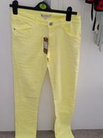 Nieuw! Yaya Pastel Neon Gele Spijkerbroek Maat 38 (M), Maat 38/40 (M), Geel, Nieuw, Ophalen of Verzenden