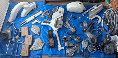 Zundappp Onderdelen Type 515 006 (1500 euro), Fietsen en Brommers, Brommeronderdelen | Zundapp, Gebruikt, Frame, Ophalen