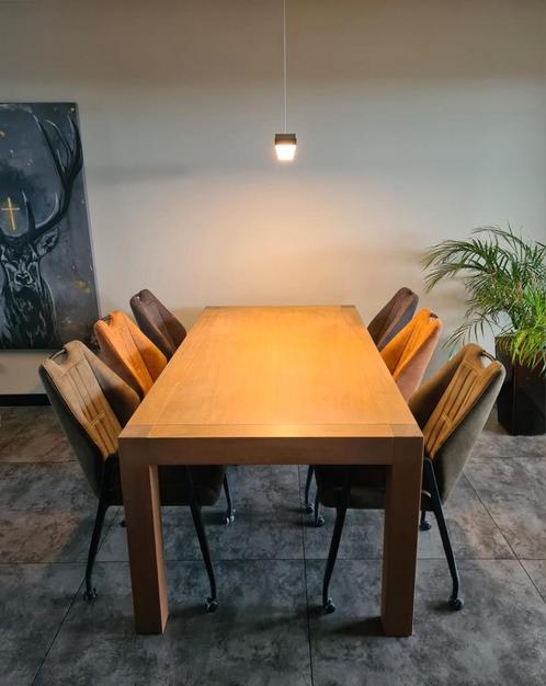 Complete set Eettafel salontafel Tafel Tv meubel izgst eiken, Huis en Inrichting, Complete eetkamers, Zo goed als nieuw, 4 tot 6 stoelen