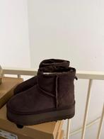 Chocolade bruine UGG's - Maat 39, Ophalen of Verzenden, Gedragen, Bruin, Lage of Enkellaarzen