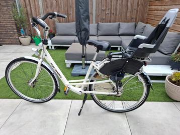 Batavus Mambo Deluxe Mamafiets met Bobike zitje beschikbaar voor biedingen