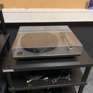 Rega RP1 platenspeler - Grijs (occasion) beschikbaar voor biedingen