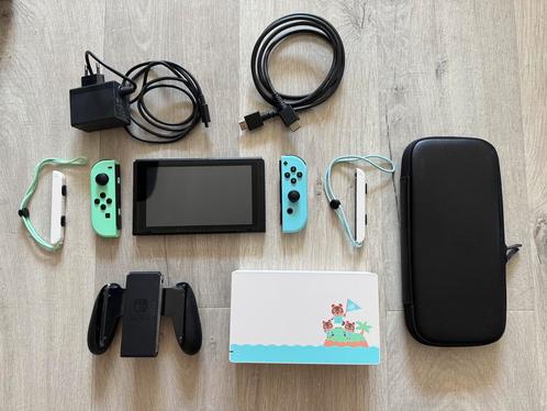 Nintendo Switch Animal Crossing: NH editie, Spelcomputers en Games, Games | Nintendo Switch, Zo goed als nieuw, 2 spelers, Vanaf 3 jaar
