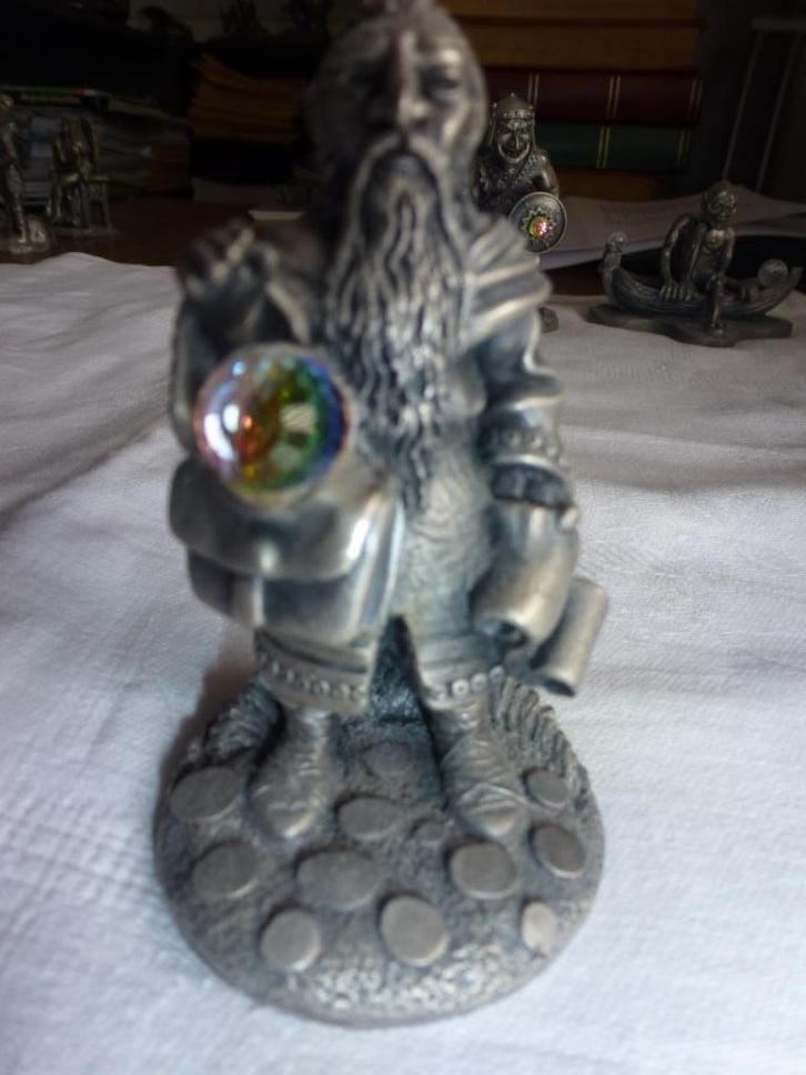 Tudor Mint De Hobbit nog 8 beeldjes te koop, Verzamelen, Beelden en Beeldjes, Zo goed als nieuw, Fantasy, Ophalen of Verzenden