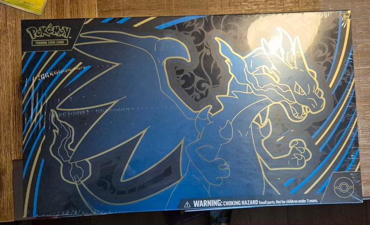 Mega Charizard EX Ultra Premium Collection. SEALED, Hobby en Vrije tijd, Verzamelkaartspellen | Pokémon, Nieuw, Meerdere kaarten