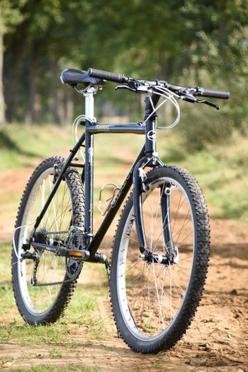 Voor wie durft op te vallen | Giant Terrago vintage fiets., beschikbaar voor biedingen