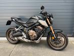 Honda cb650r cb 650 r: 2022, uniek, matzwart, Led, 4000 km, 4 cilinders, Bedrijf, ABS, Meer dan 35 kW