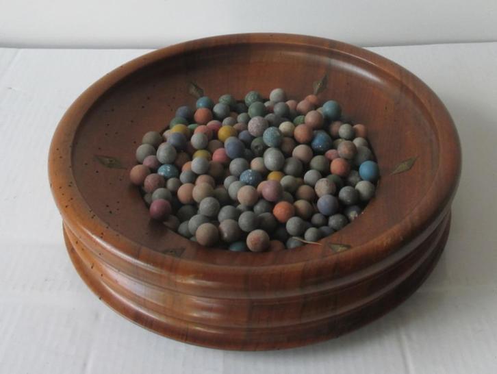 oude roulette met 100tal stenen terra cotta knikkers, Antiek en Kunst, Antiek | Speelgoed, Verzenden
