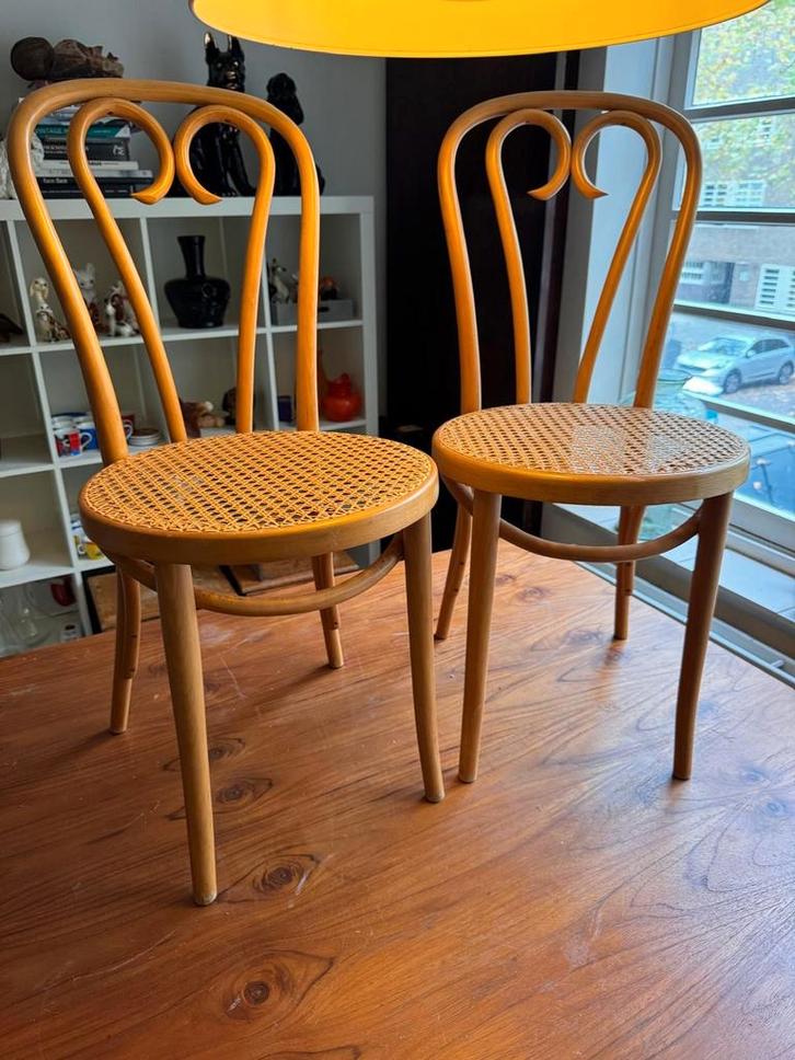 Thonet Radomsko Bentwood Cafe Chair Cane  Wood, Huis en Inrichting, Stoelen, Gebruikt, Twee, Bruin, Ophalen