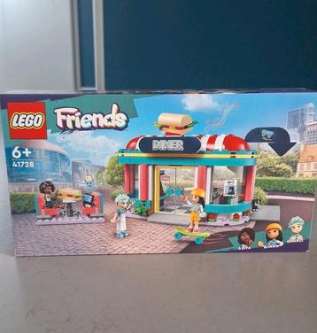 Lego Friends set NEW 41728 beschikbaar voor biedingen