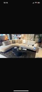 Boucle beige bank, Ophalen, Zo goed als nieuw, Stof