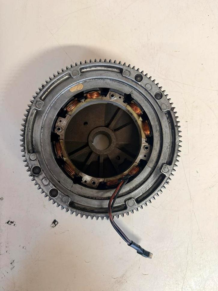 Briggs & Stratton Laadspoel en Vliegwiel - werkend, Tuin en Terras, Zitmaaiers, Gebruikt, Ophalen of Verzenden