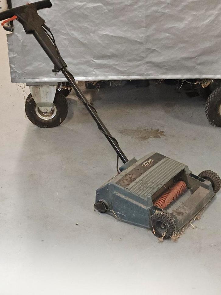 Verticuteer apparaat - gazononderhoud, Tuin en Terras, Verticuteermachines, Gebruikt, Elektrisch, Ophalen of Verzenden