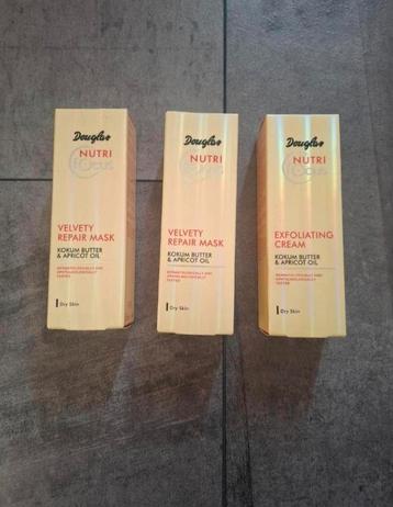 3 nieuwe gezichtsmasker van Douglas (advr 214) beschikbaar voor biedingen