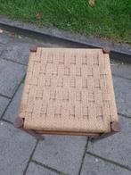 retro  krukje  of  voeten bankje, Ophalen, Zo goed als nieuw, Hout