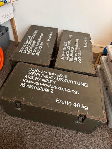 legerkisten munitiekisten opbergkisten groen hout beschikbaar voor biedingen