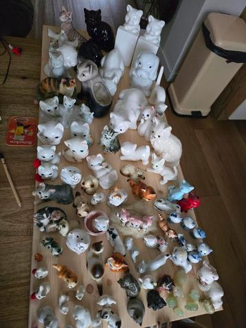 Grote Collectie Porseleinen Kattenbeeldjes beschikbaar voor biedingen