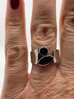 Z321 Prachtige zilveren ring rode stenen maat 17,5, Sieraden, Tassen en Uiterlijk, Ringen, Ophalen of Verzenden, X, Dame, Zilver