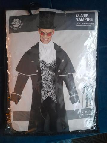 Zilveren Vampier Halloween Kostuum - Maat L beschikbaar voor biedingen