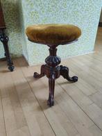 Klassieke pianokruk van palissanderhout, Ophalen