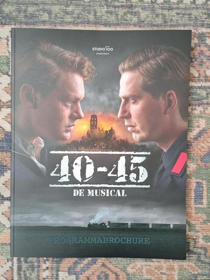 Programmaboek 40-45 de musical studio 100, Tickets en Kaartjes, Theater | Musical