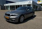 BMW 3-serie Touring 320i Luxury Line, Euro 5, Achterwielaandrijving, 4 cilinders, Handgeschakeld