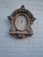 klok in de vorm van een osseoog, Ophalen of Verzenden