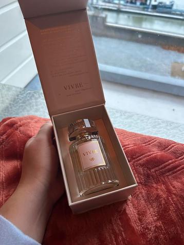 Olcay Gulsen Beauty parfum Vivre beschikbaar voor biedingen