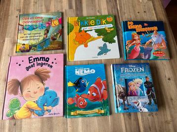 Diverse kinderboeken ook los te kopen beschikbaar voor biedingen