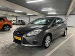 Ford Focus 1.6 Ecoboost 110KW 5-D 2012 Bruin/grijs, Auto's, 1596 cc, 4 cilinders, Bruin, Handgeschakeld